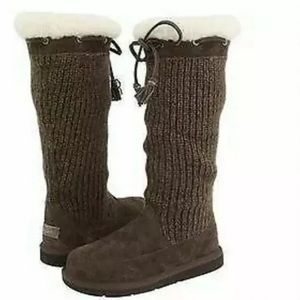 Ugg Suburb Crochet Tall Boots in Chocolate Sz.8